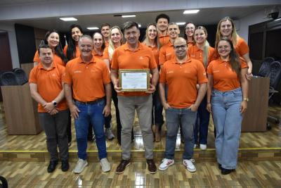 Cresol Vale das Águas PR/MG recebe Moção de Aplausos da Câmara Municipal de Vereadores de Laranjeiras do Sul 